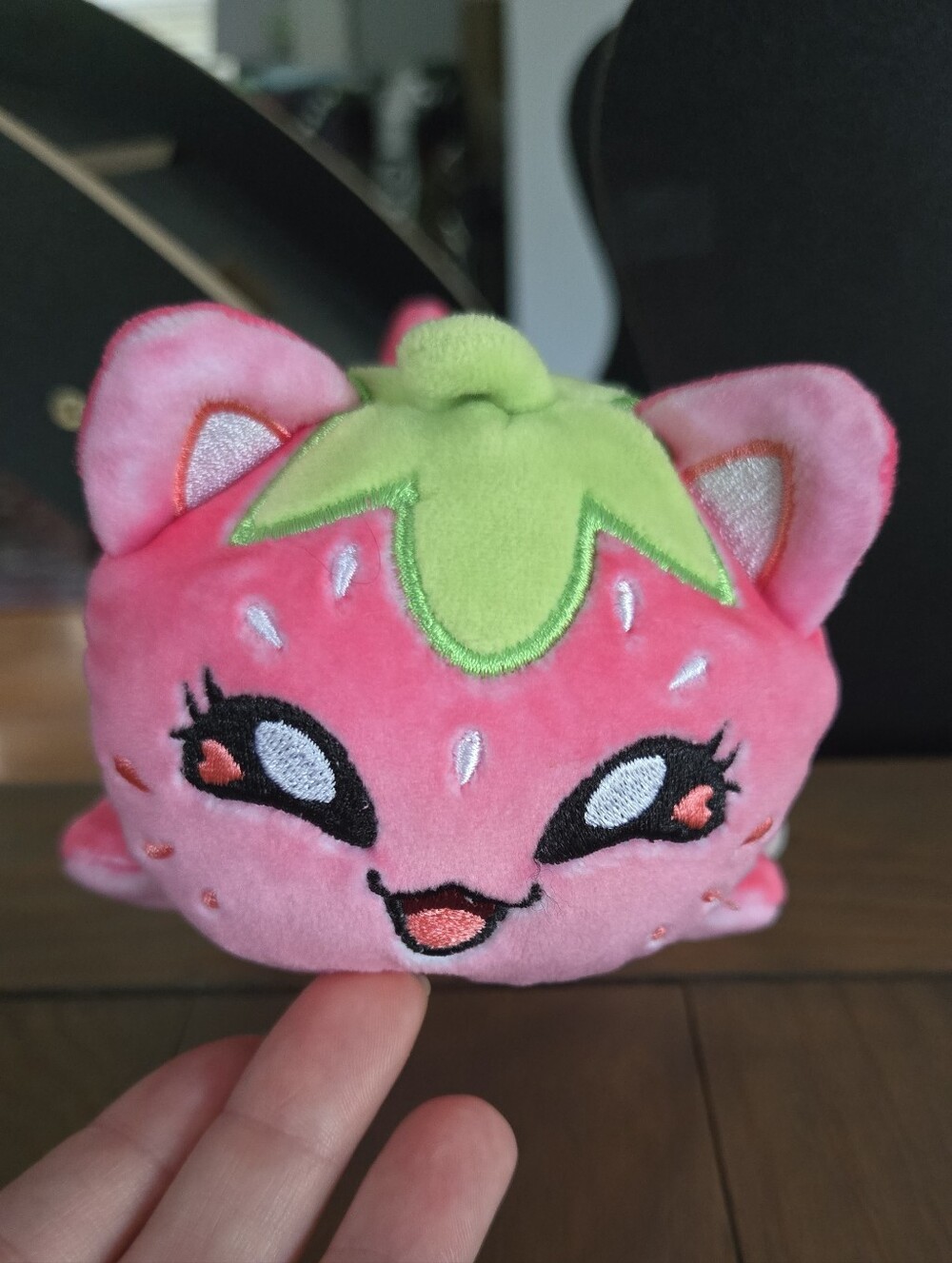 Aphmau MeeMeows Strawberry Cat Plush Ice Cream / Bakery / Litter 2 Mystery